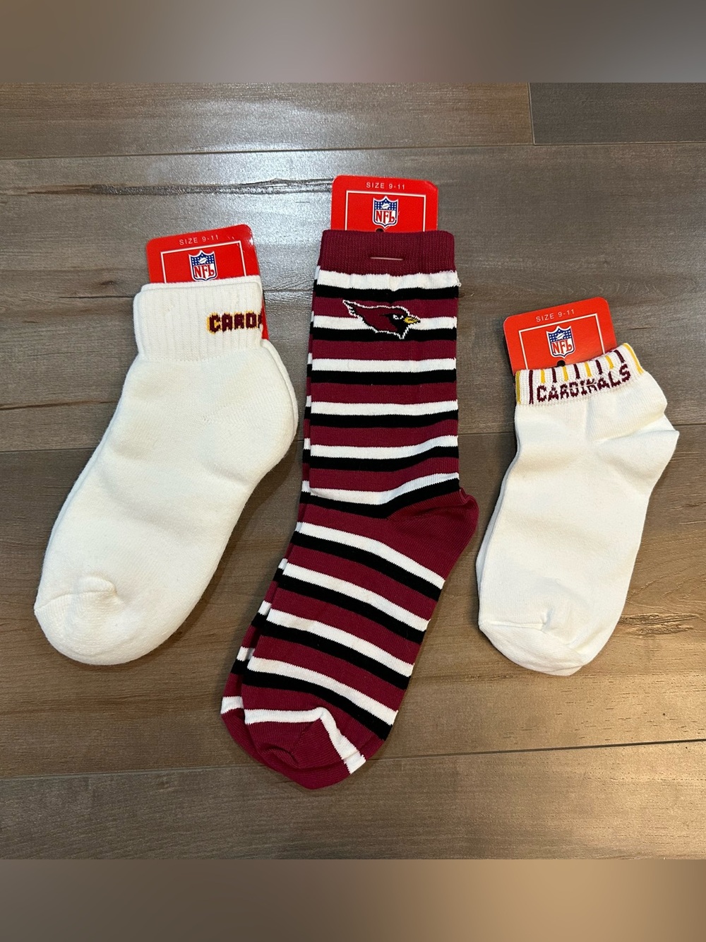 Vintage St Louis Cardinal Men's Crew & Ankle socks - set of 3